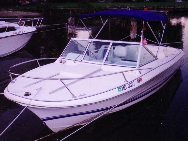 1989 V20, 165hp Mercruiser
