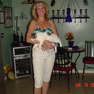 Mrs High Diver (Cari) and the cat (Katie)