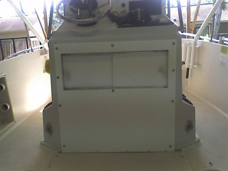 Console facr after starboard